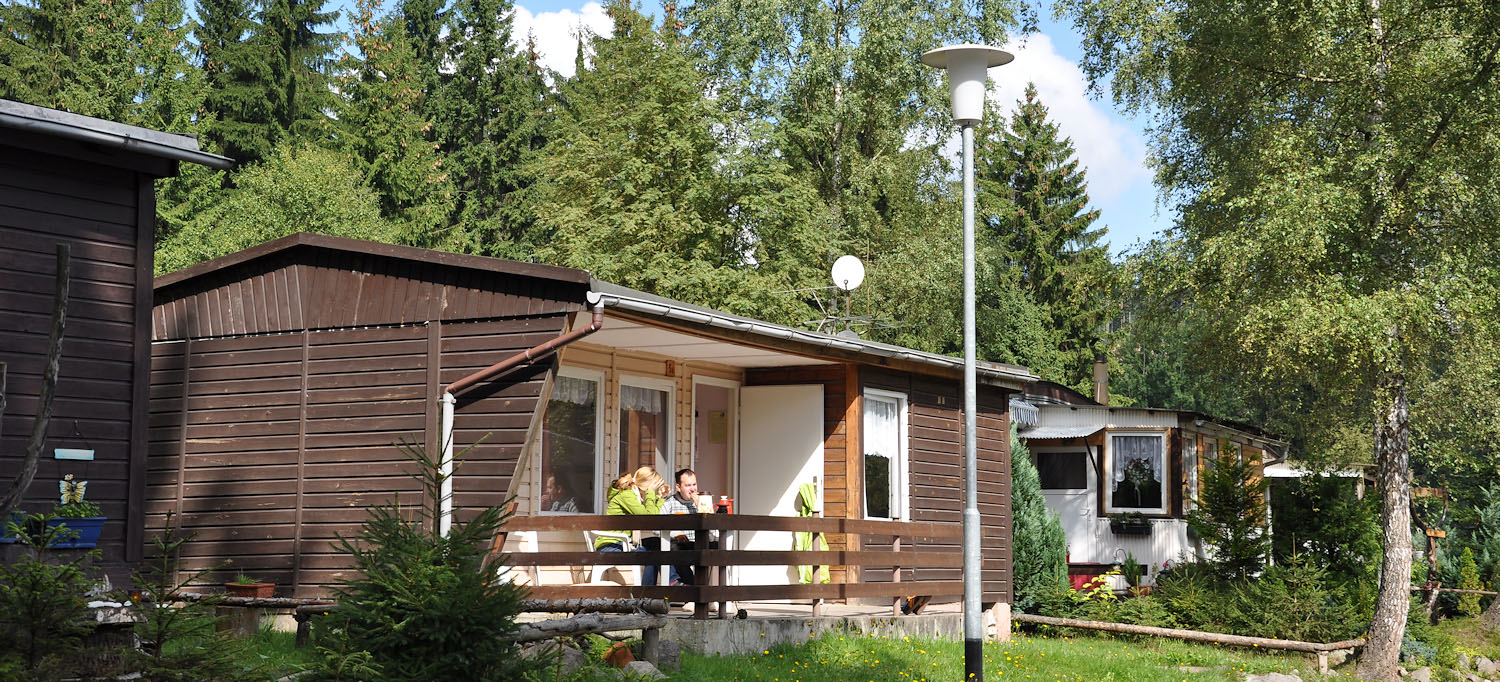 Ferienhäuser im Oberhof Camping am Lütsche Stausee